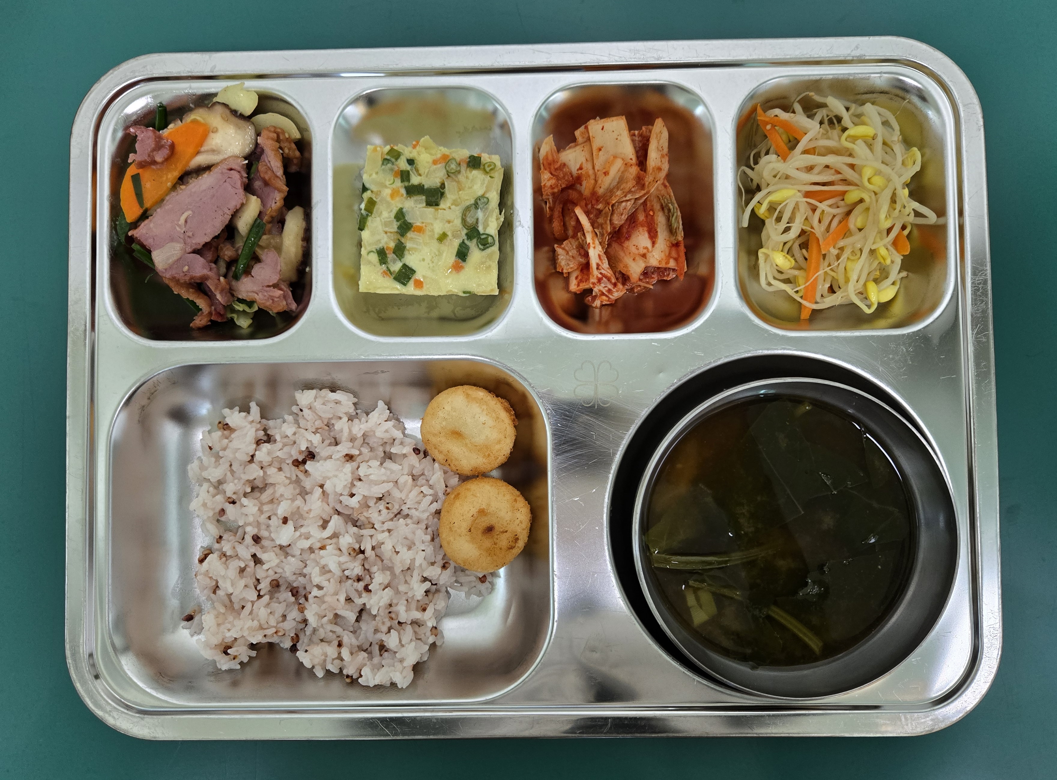 12월 8일 급식 사진